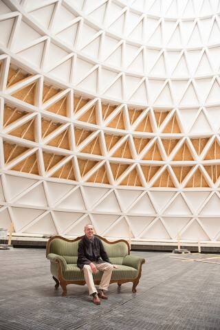 p_1Ökologisch: Spektakuläre neue Kirche aus Holz – Architekt Eberhard Wimmer im Interview